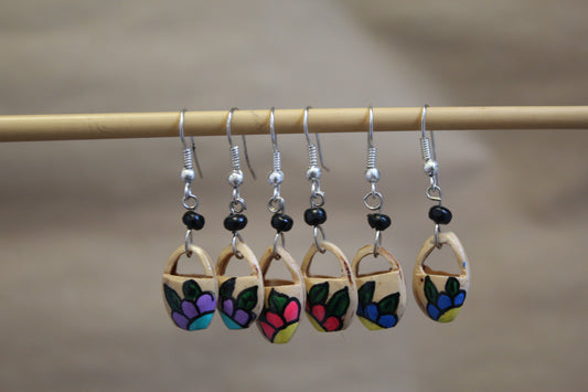 Jaraguá Carved Peace Basket Earrings