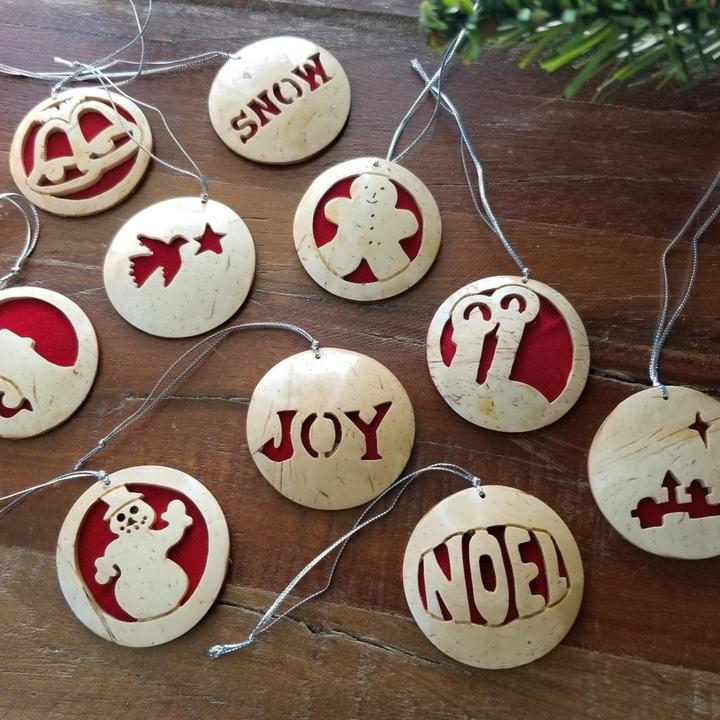 Jaraguá Coconut Ornament